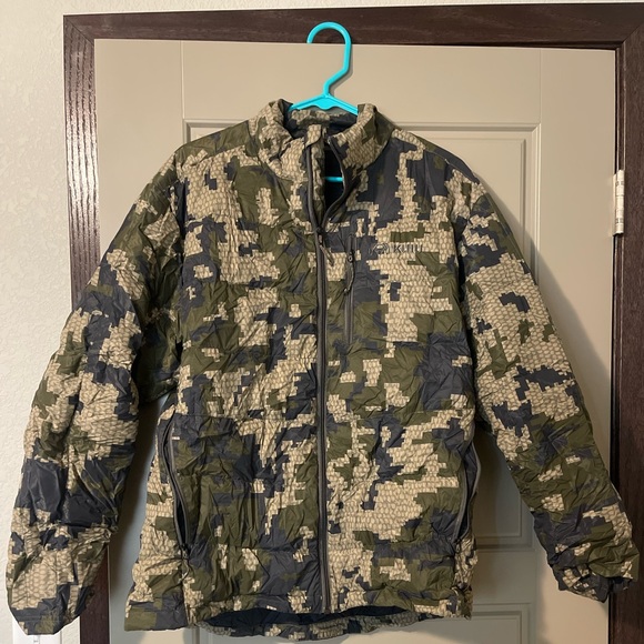 KUIU Other - KUIU super down ULTRA hoodless jacket.